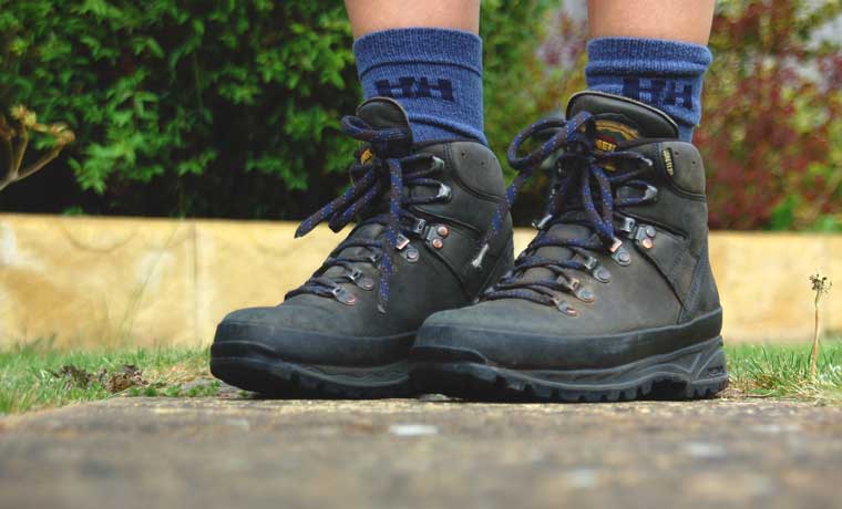 Review: Meindl Bhutan Lady MFS Walking Boots - Cool of the Wild