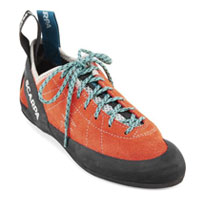 Lace up climbing shoes