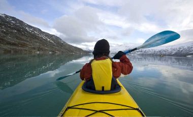 What to wear kayaking in winter