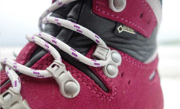 Walking boot laces