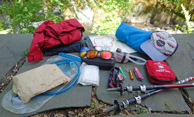 What to pack day hiking