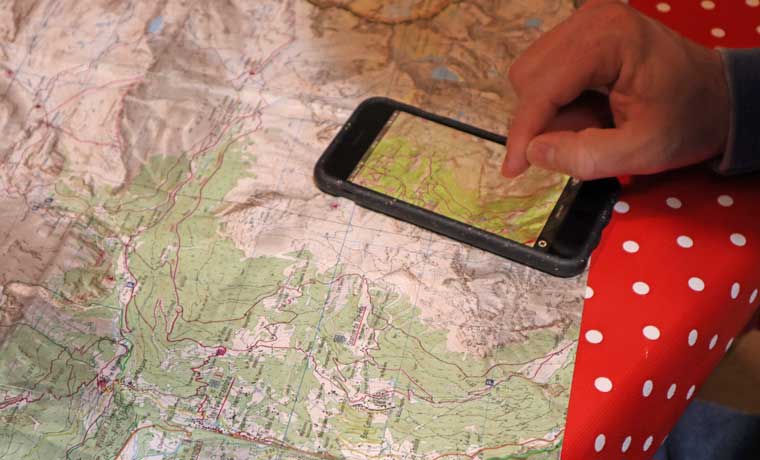 Route planning with map and phone